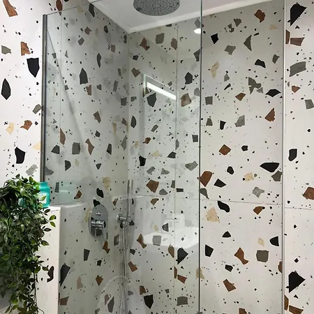 דירה Metro Garden *