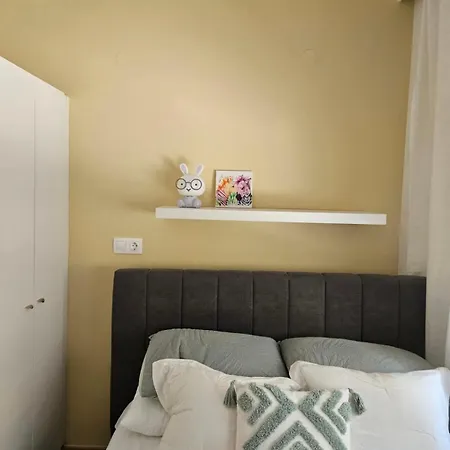 Apartament Metro Garden